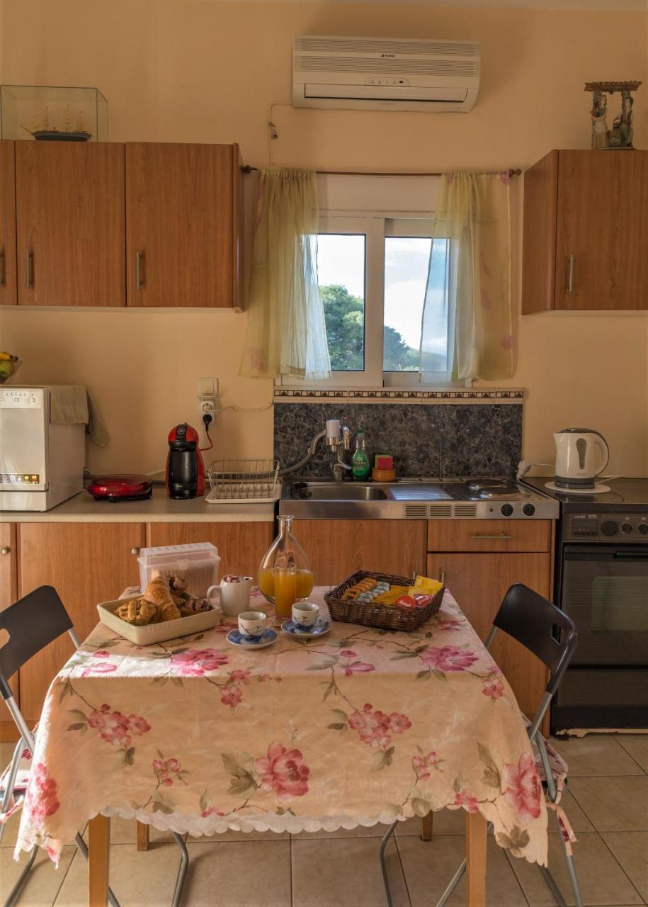 Angelina's Bed & Breakfast Palaia Fokaia