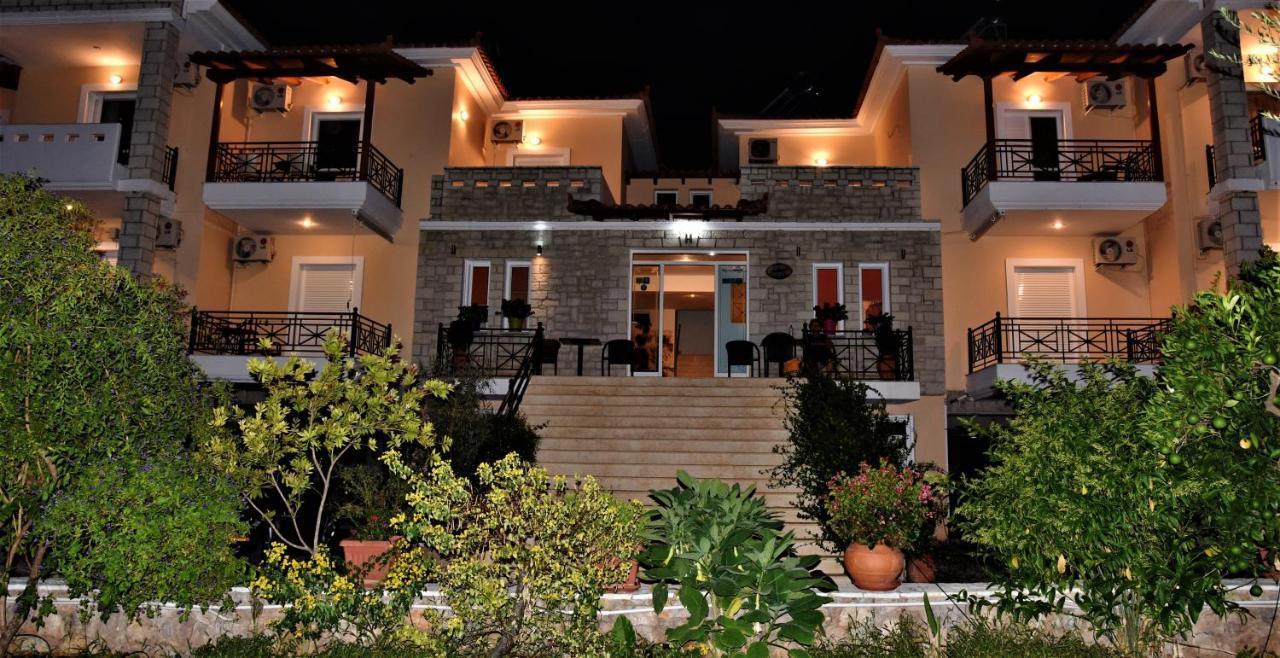 Aparthotel Manto