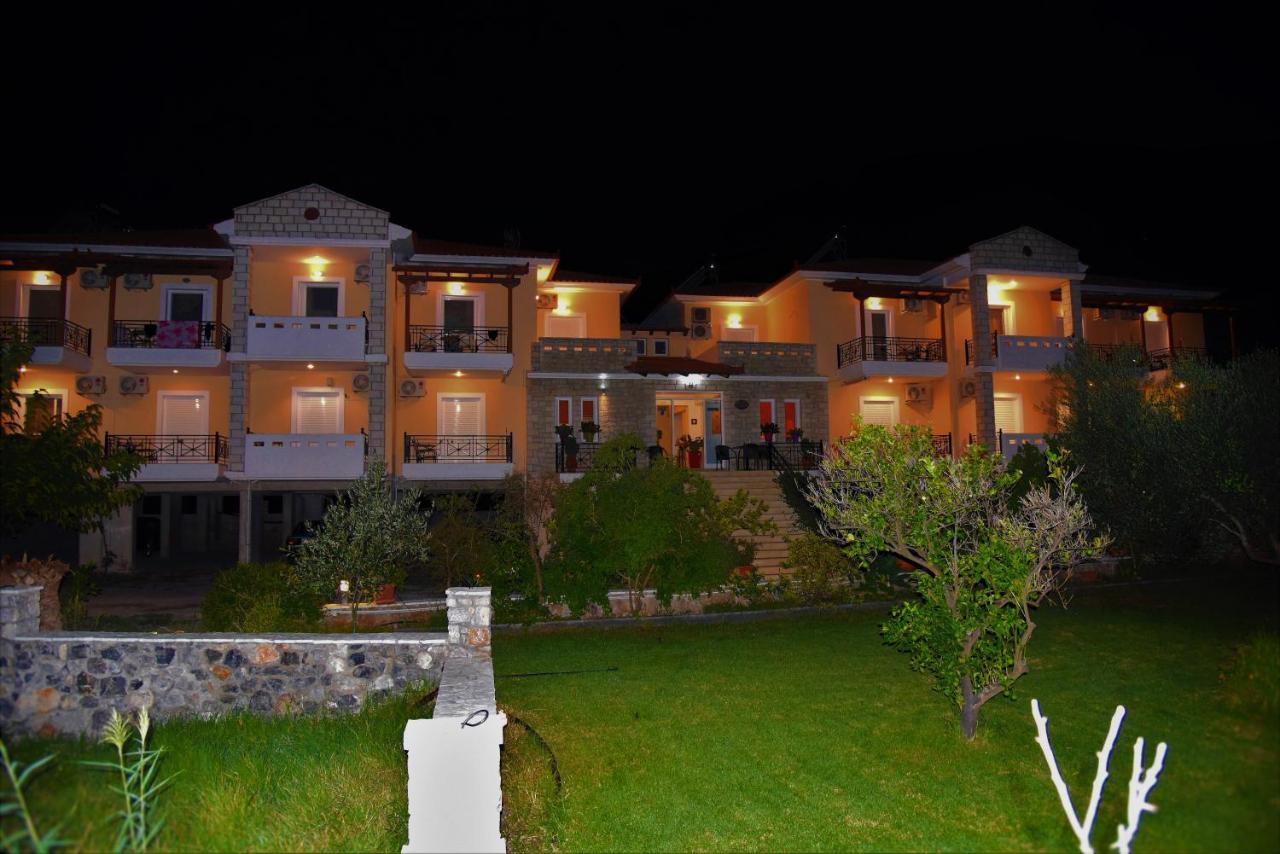 Aparthotel Manto 2*