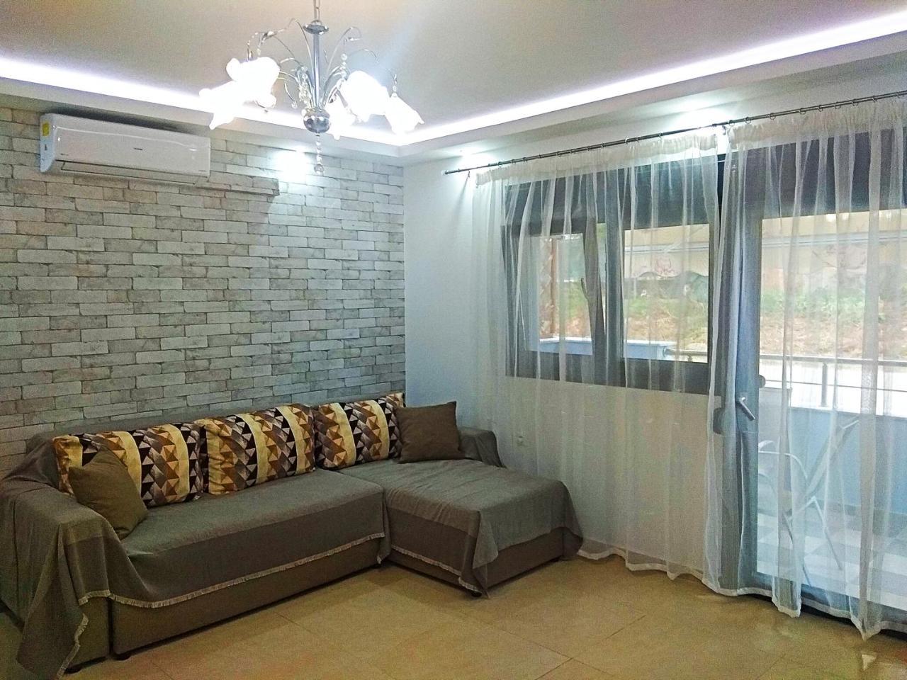 Iros Apartment Nea Peramos (Macedonia)