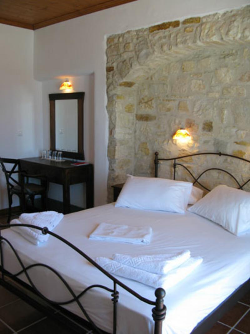 Captains Rock Hotel