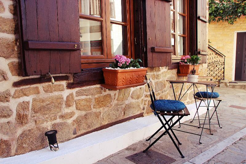 Aristotelis Traditional * Arnaia