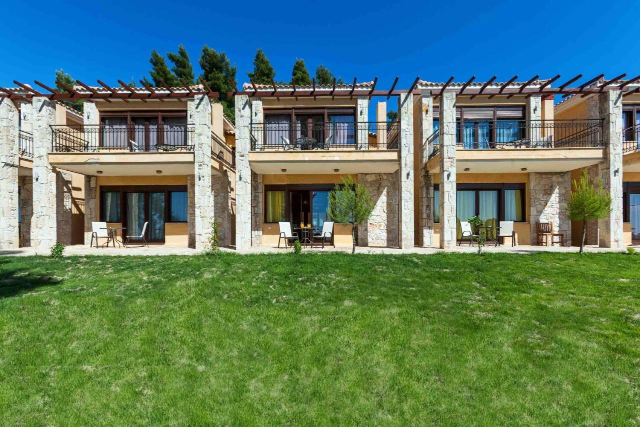 Akritas Ef Zin & Villa *