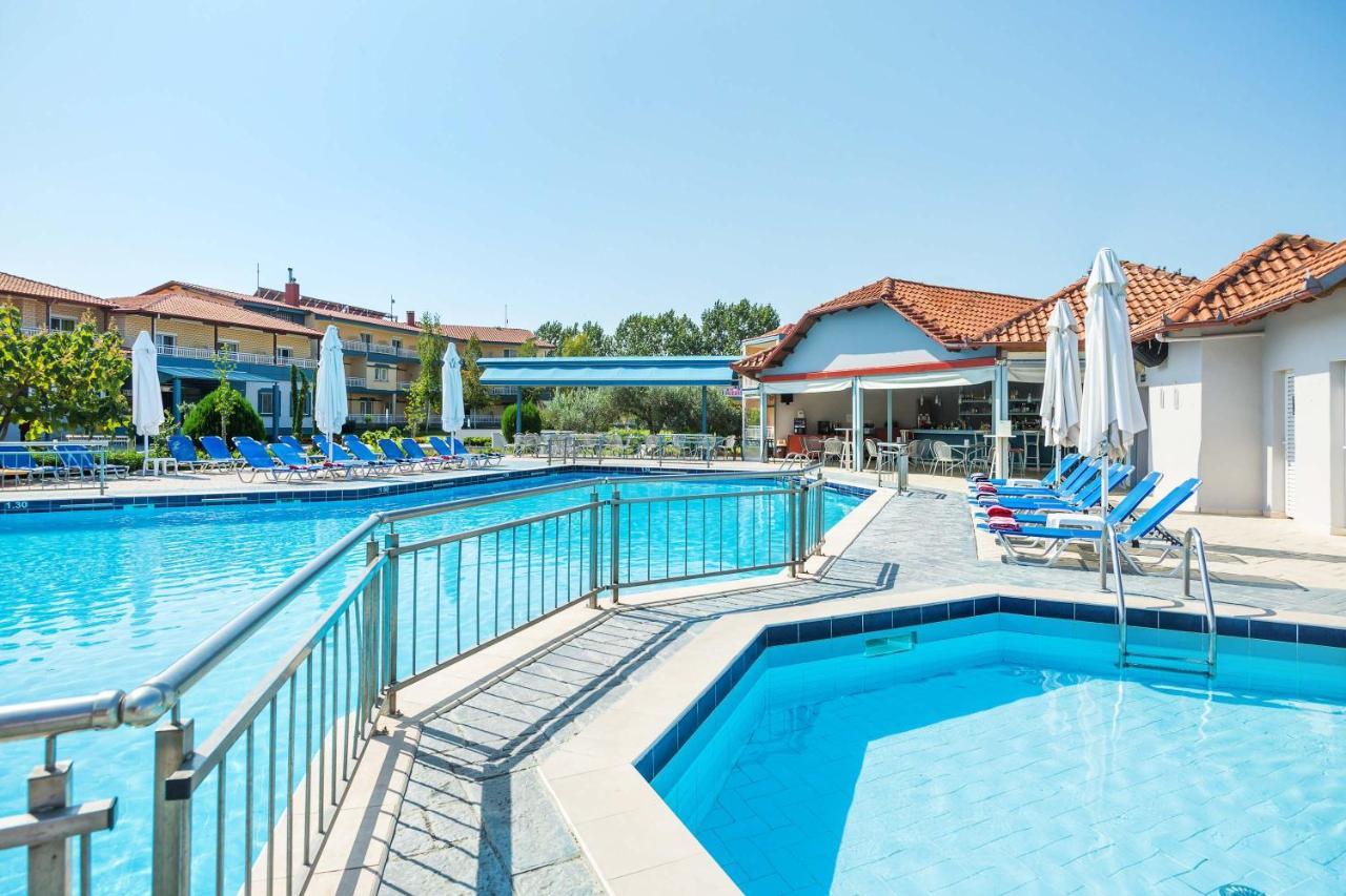Grand Platon Hotel 4*