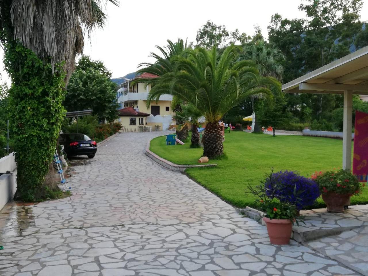 Rania * Vasiliki (Lefkada)