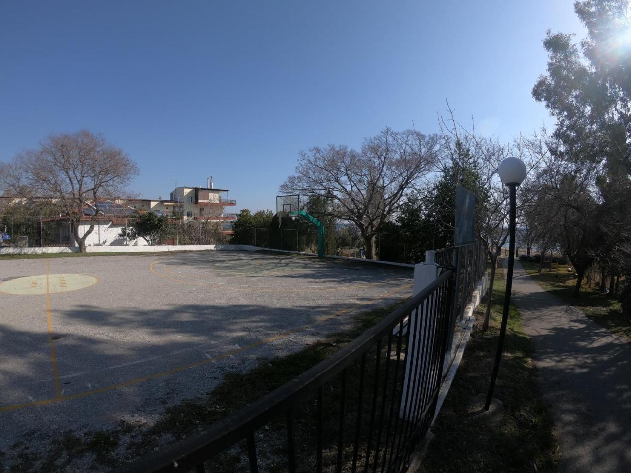 Apartment Gerakina Coast
