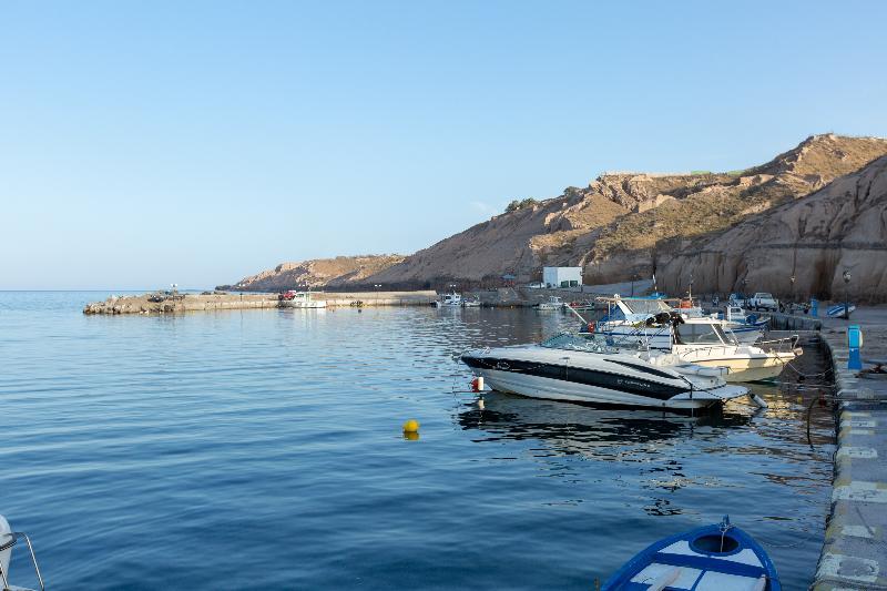 Resort Desiterra & Karterados (Santorini)