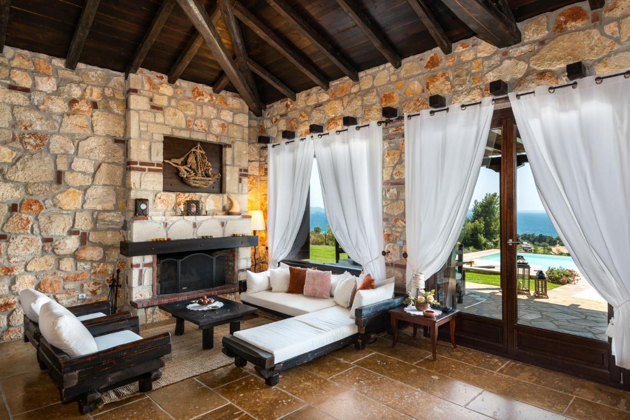 Villa Sithonian Blue Royal