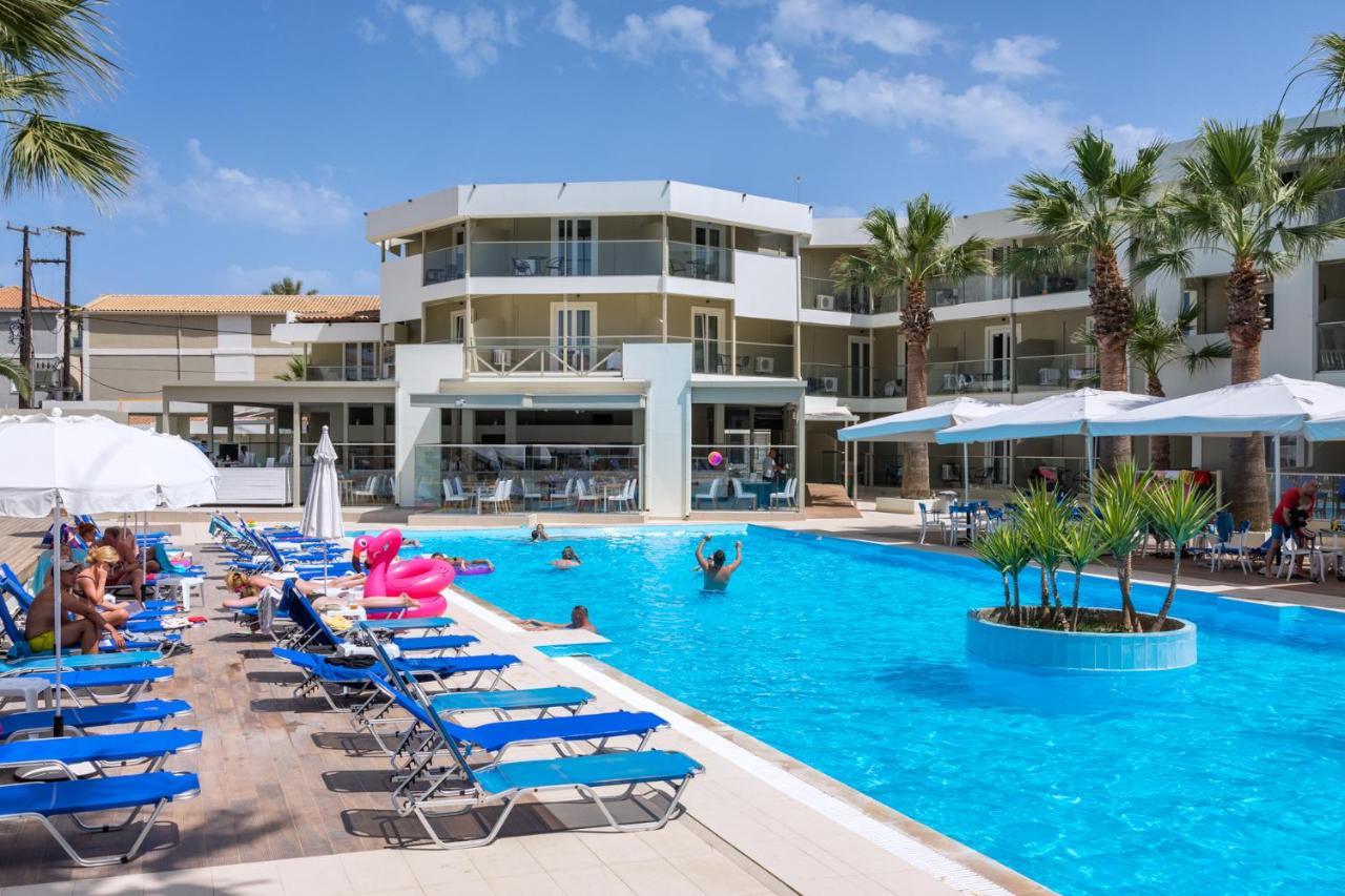 Hotel White Olive Premium Cameo 4*