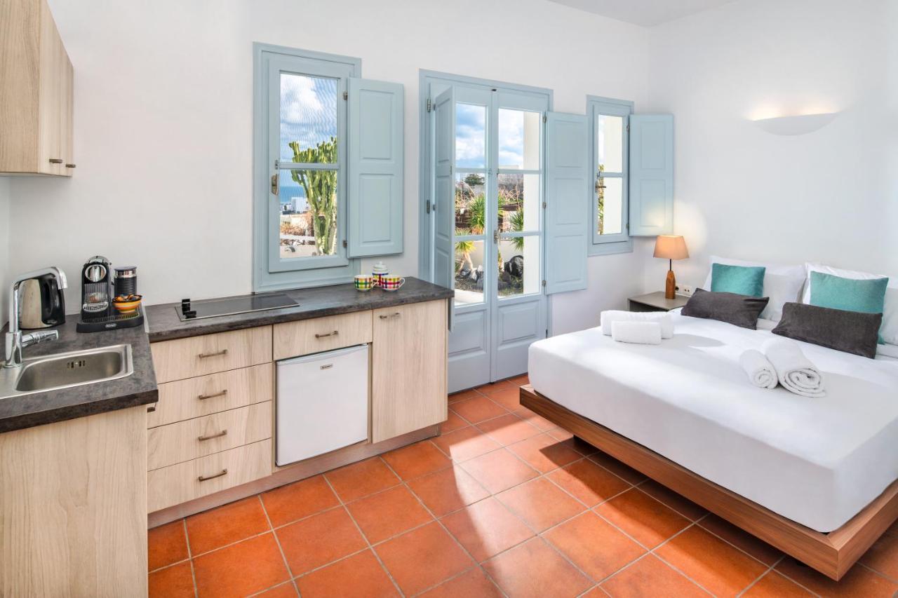 Indigo Luxury Mansion Villa Karterados (Santorini)