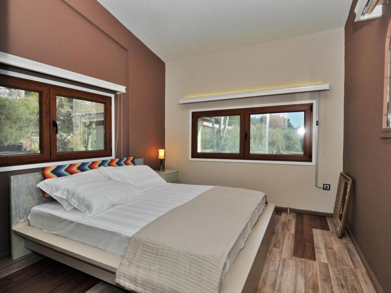 Lancaster Mansion By Travelpro Services Halkidiki Villa