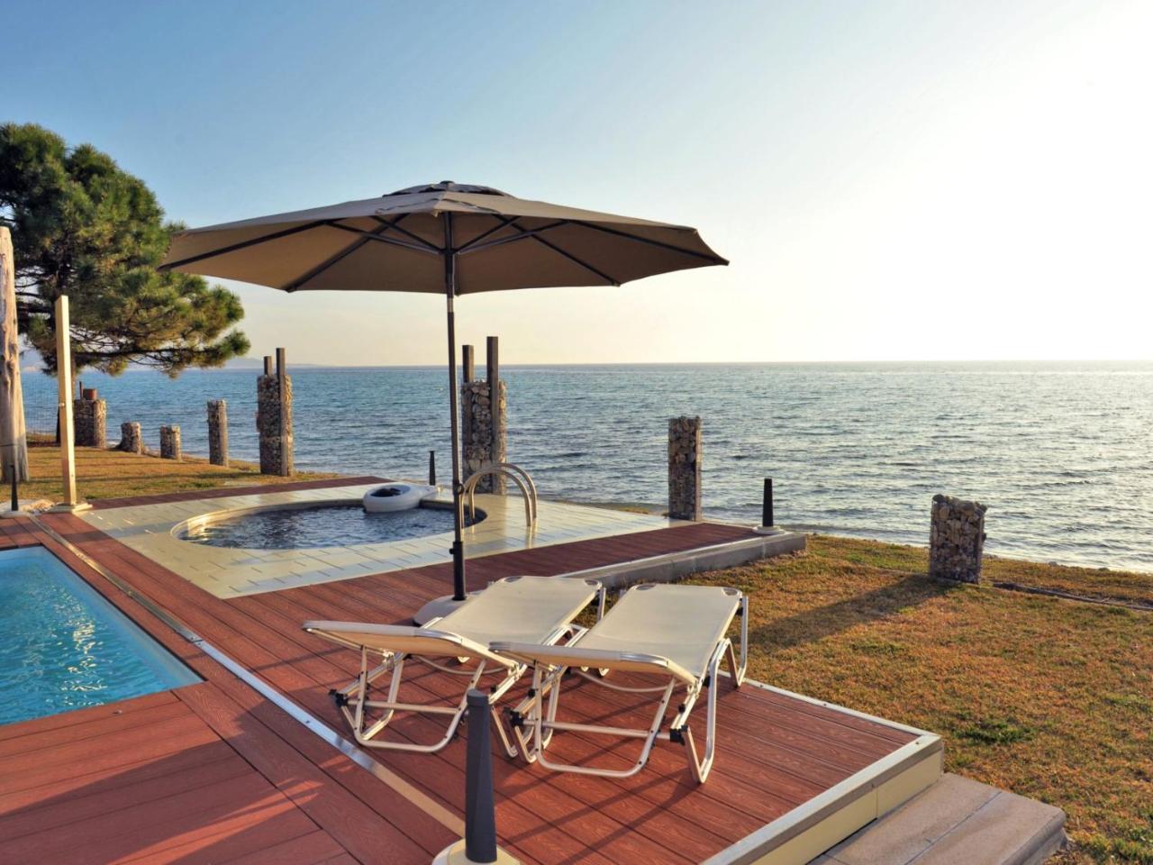 Lancaster Mansion By Travelpro Services Halkidiki Villa *