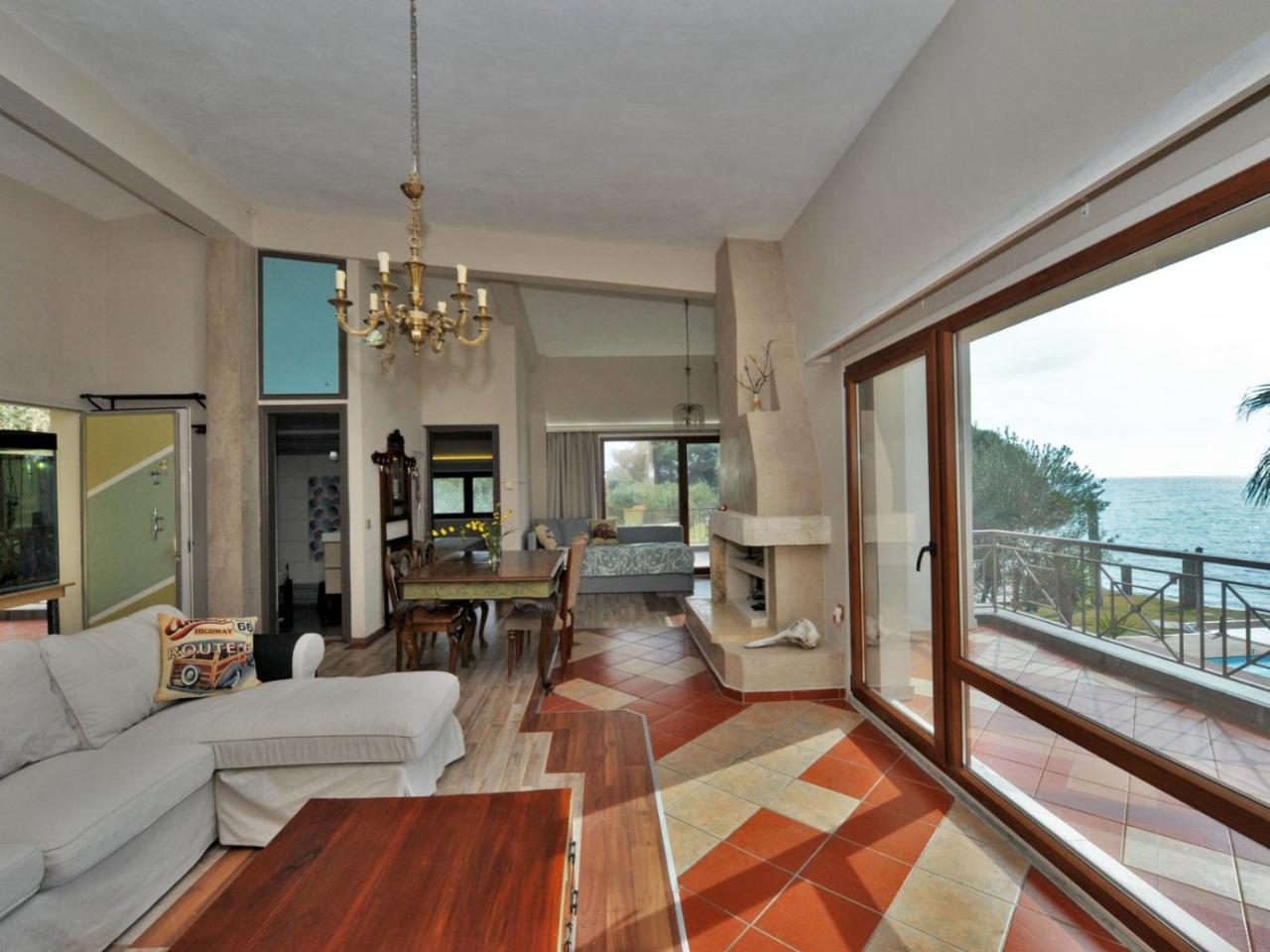 Lancaster Mansion By Travelpro Services Halkidiki * Fourka