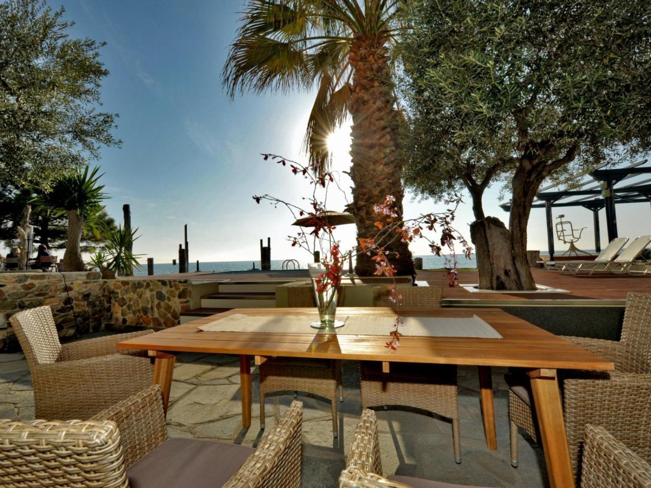 Lancaster Mansion By Travelpro Services Halkidiki Villa *