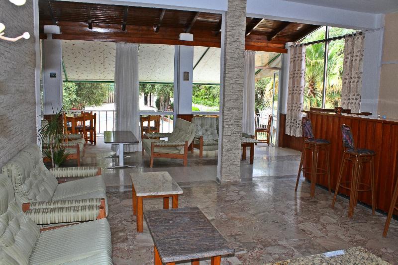 Hotel Tina 2*