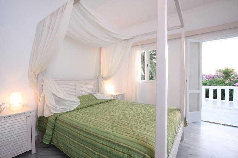 Narges Hotel