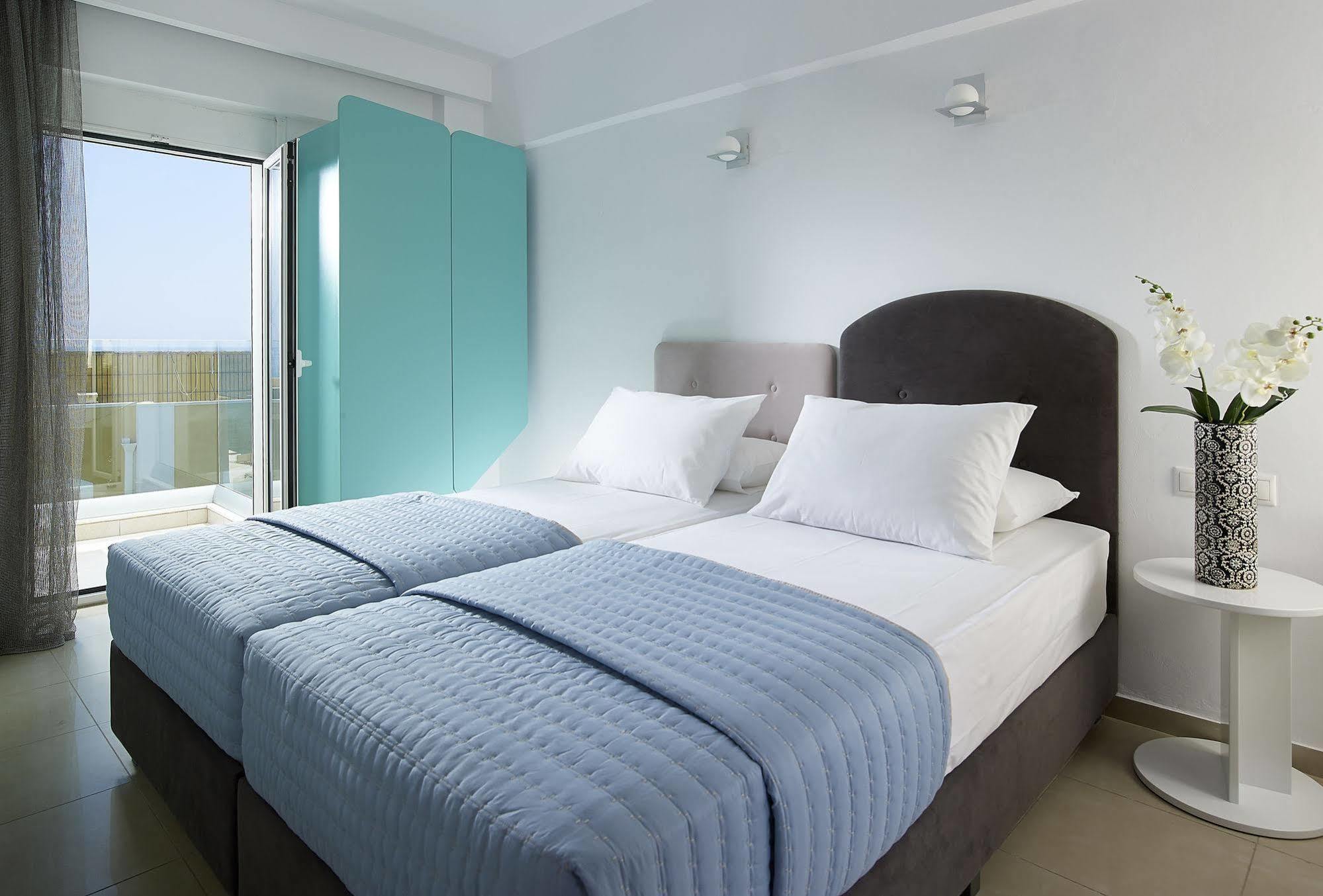 Hotel Coral Hotel 3*