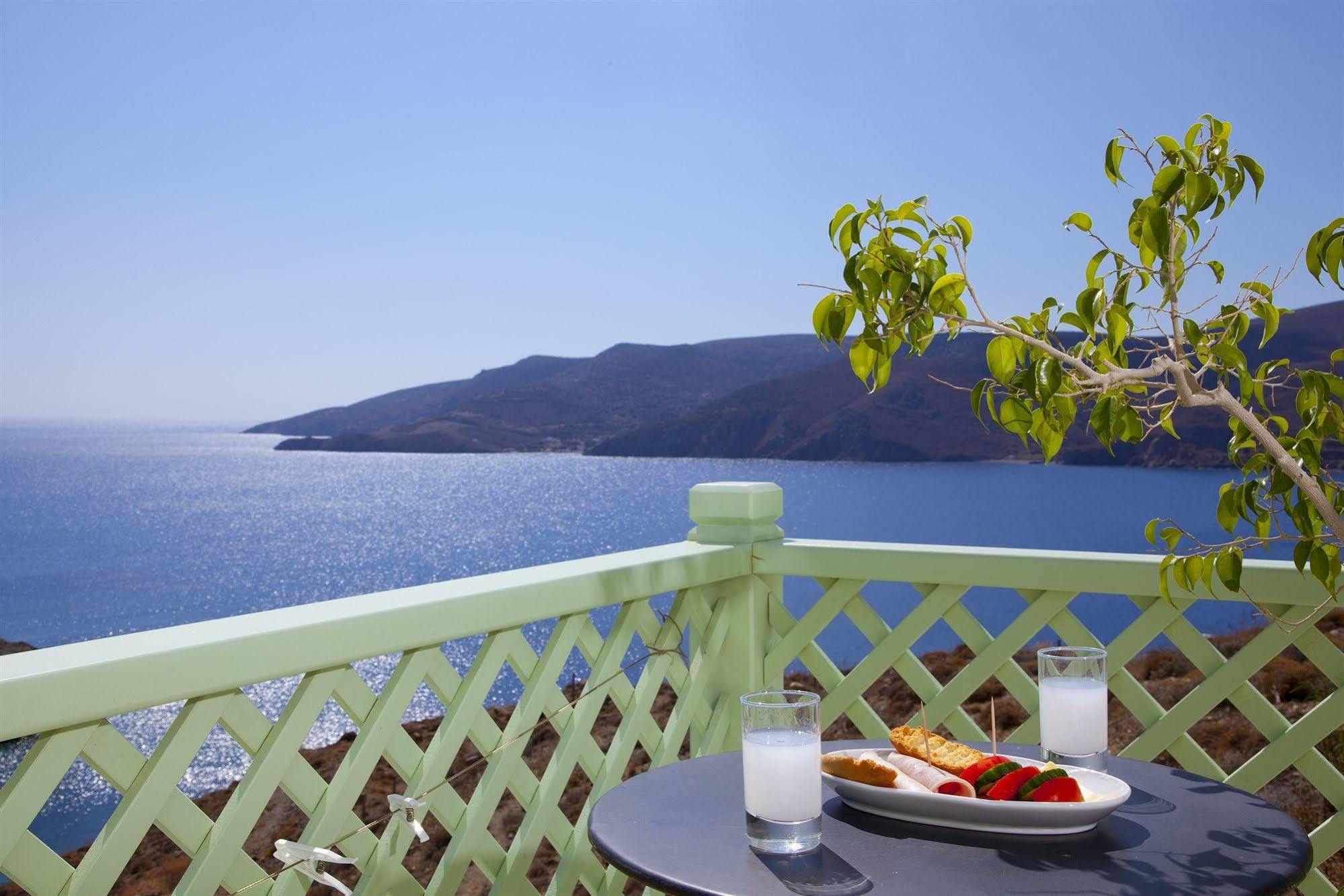Tholaria Boutique Astypalaia