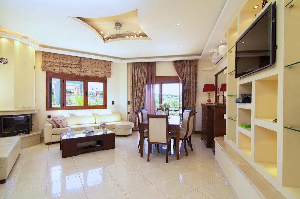 Cretan Mediterranean Luxury Private Villas Apartment Roumeli