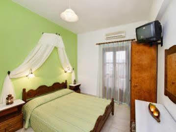 Apartment Petros *