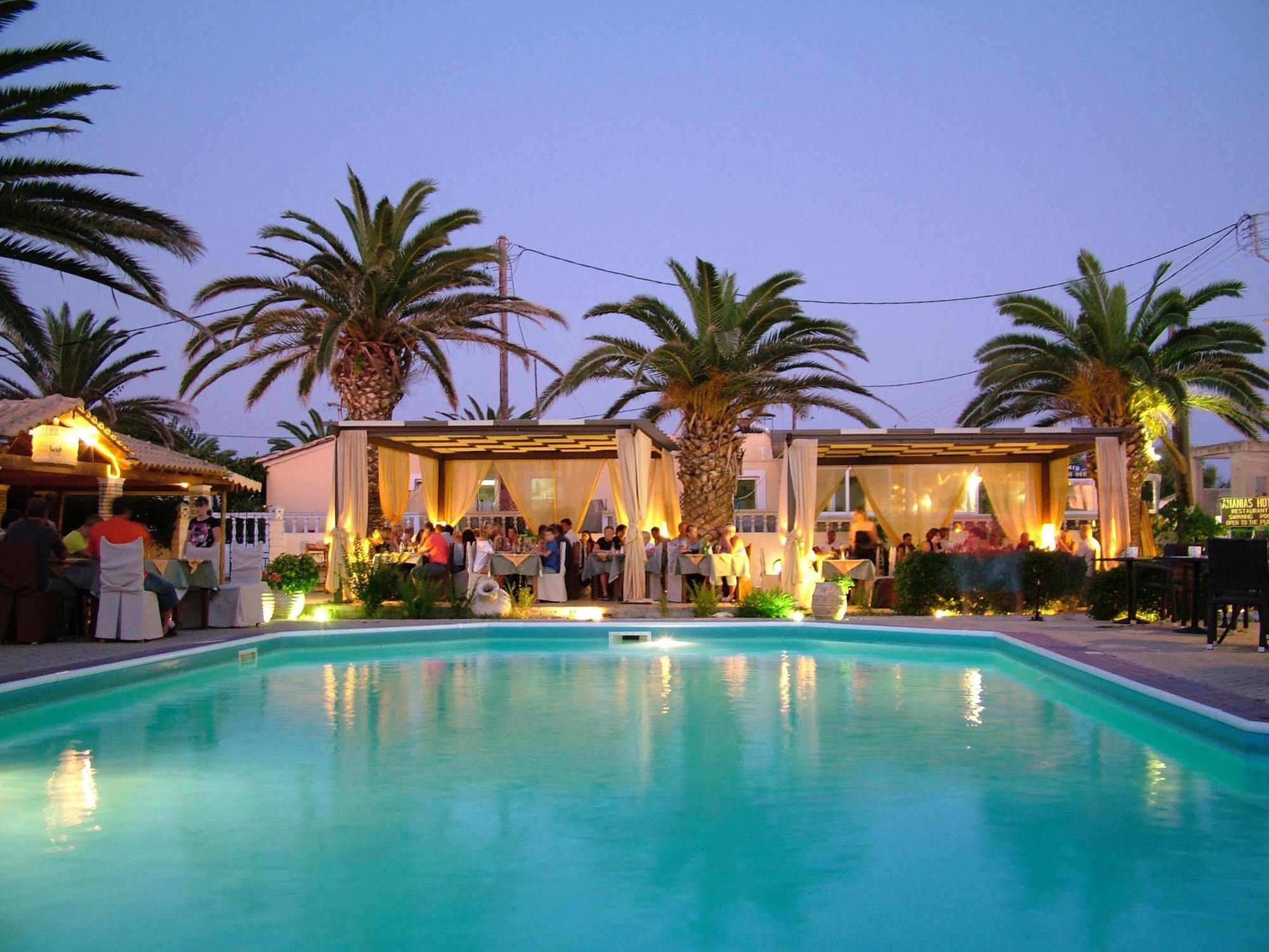 Hotel The Blue Sea