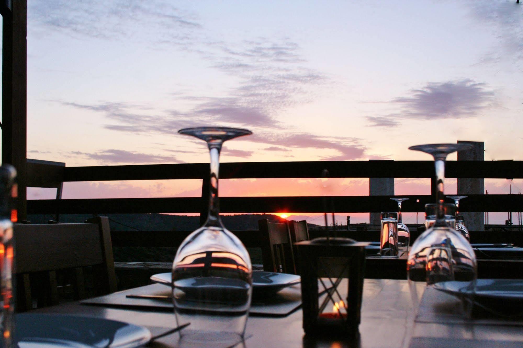 Aparthotel Ataviros