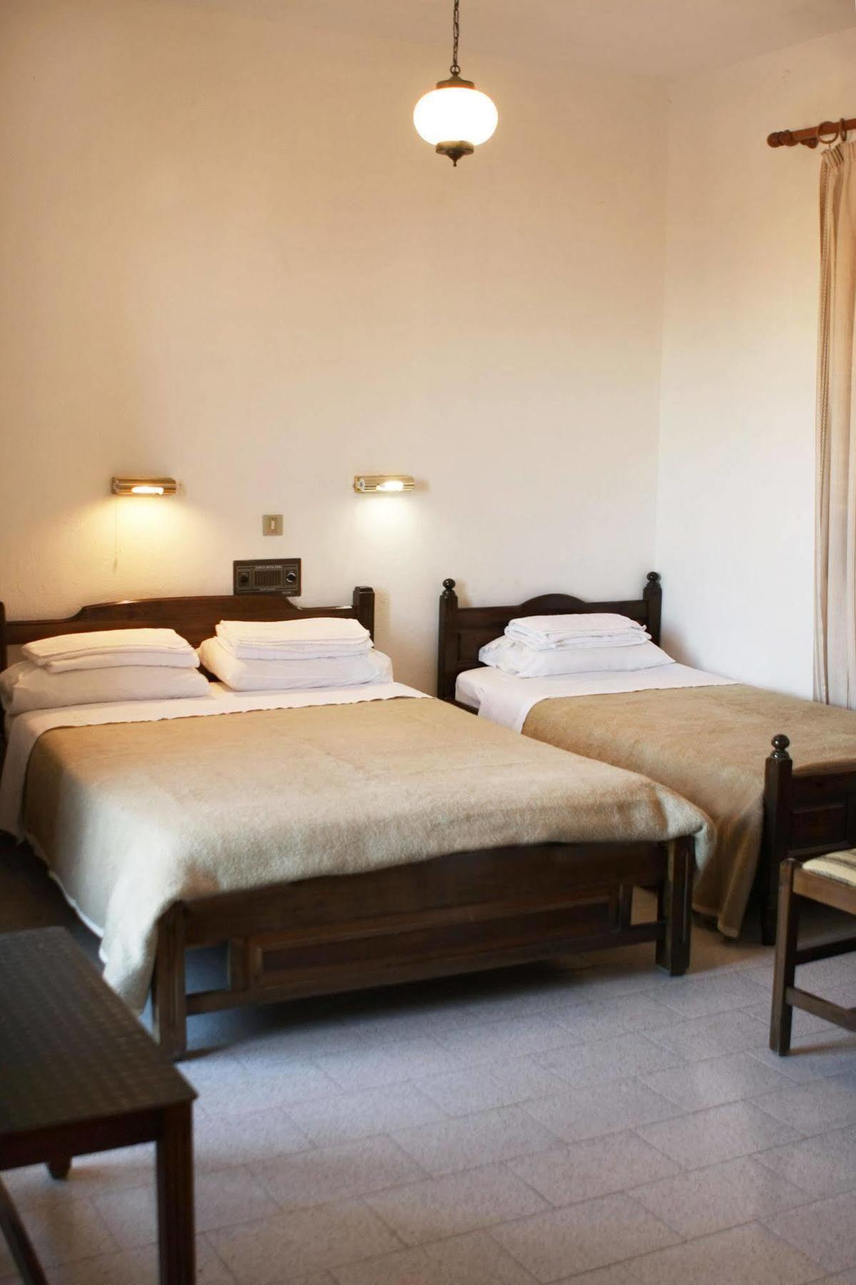Hotel Kastro 2*