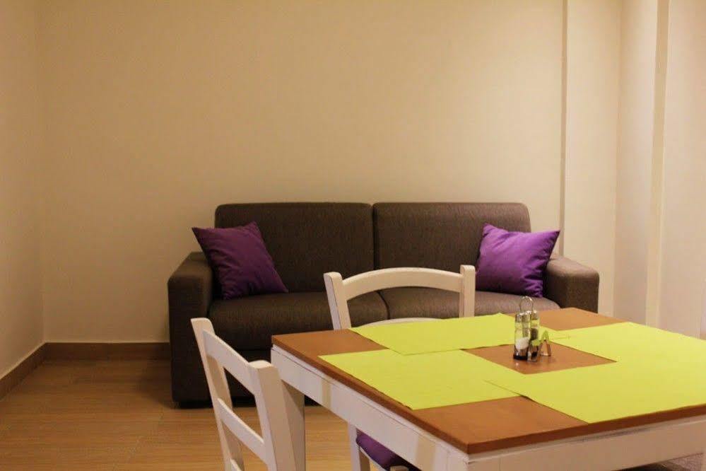 Niriides Luxury Villas