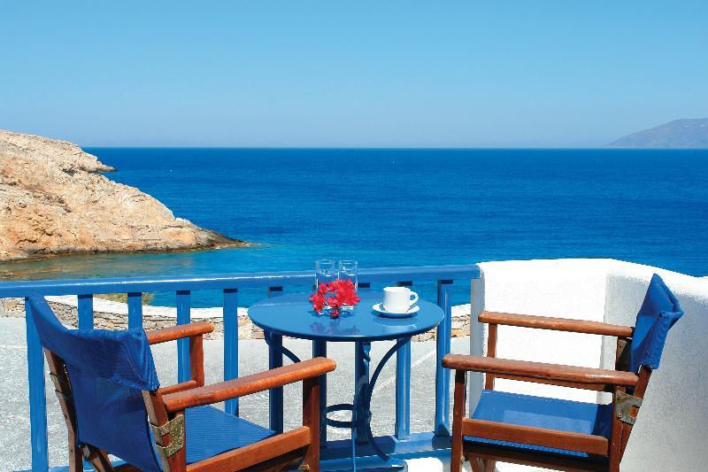 Vardia Bay Karavostasis (Folegandros)