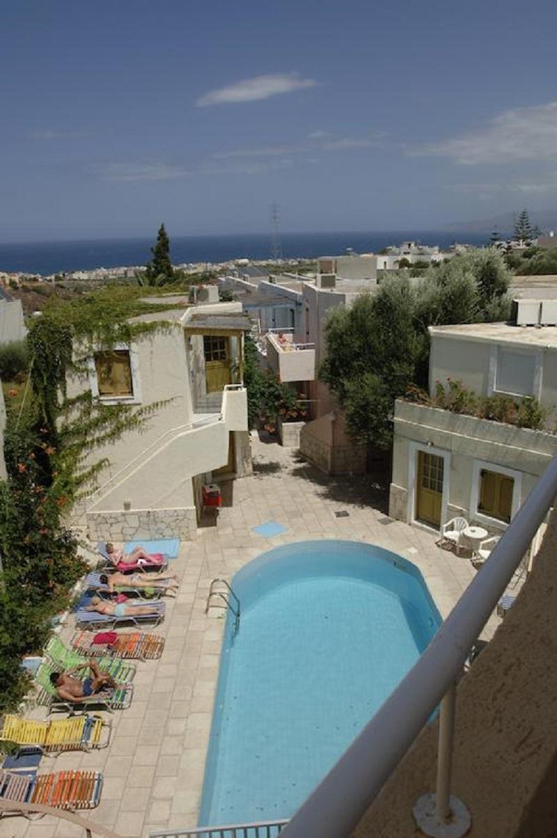 Stelva Aparthotel 3*