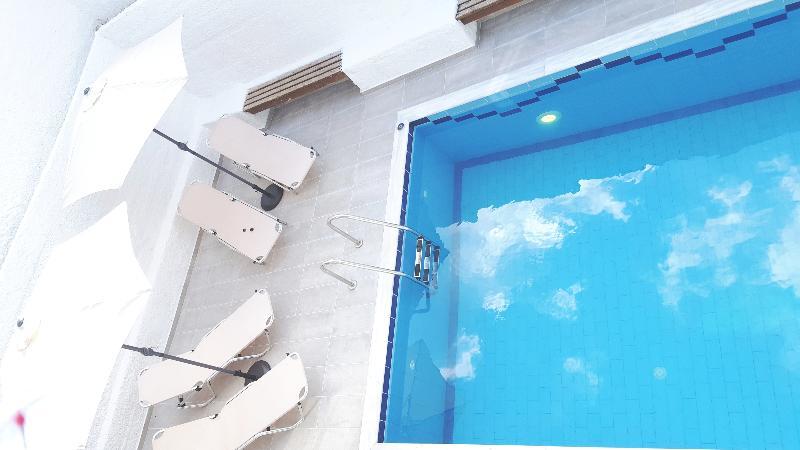 Elychryson Aparthotel 4*