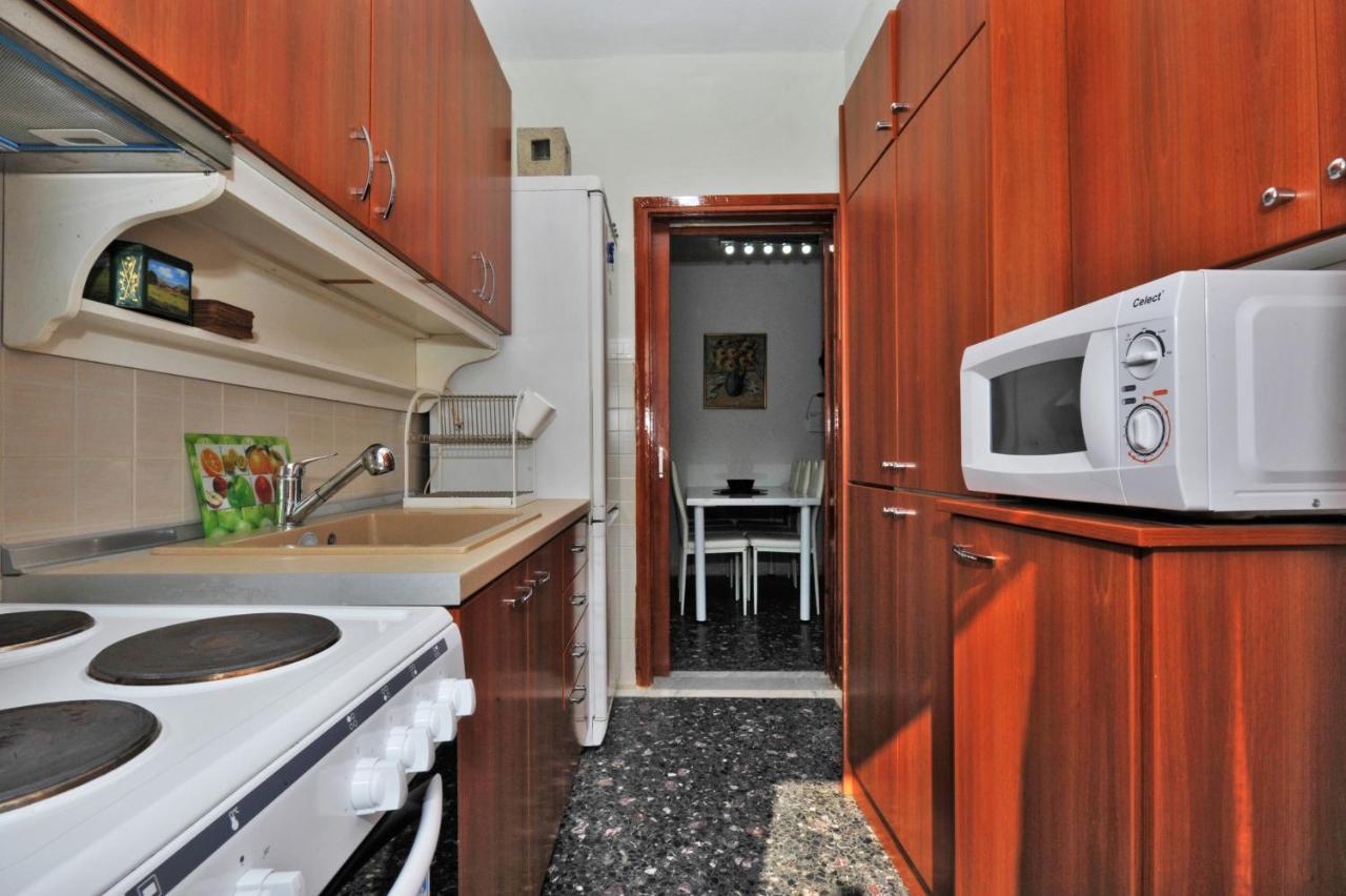 Apartment Themis 40 Steps From Paralia Dionysiou