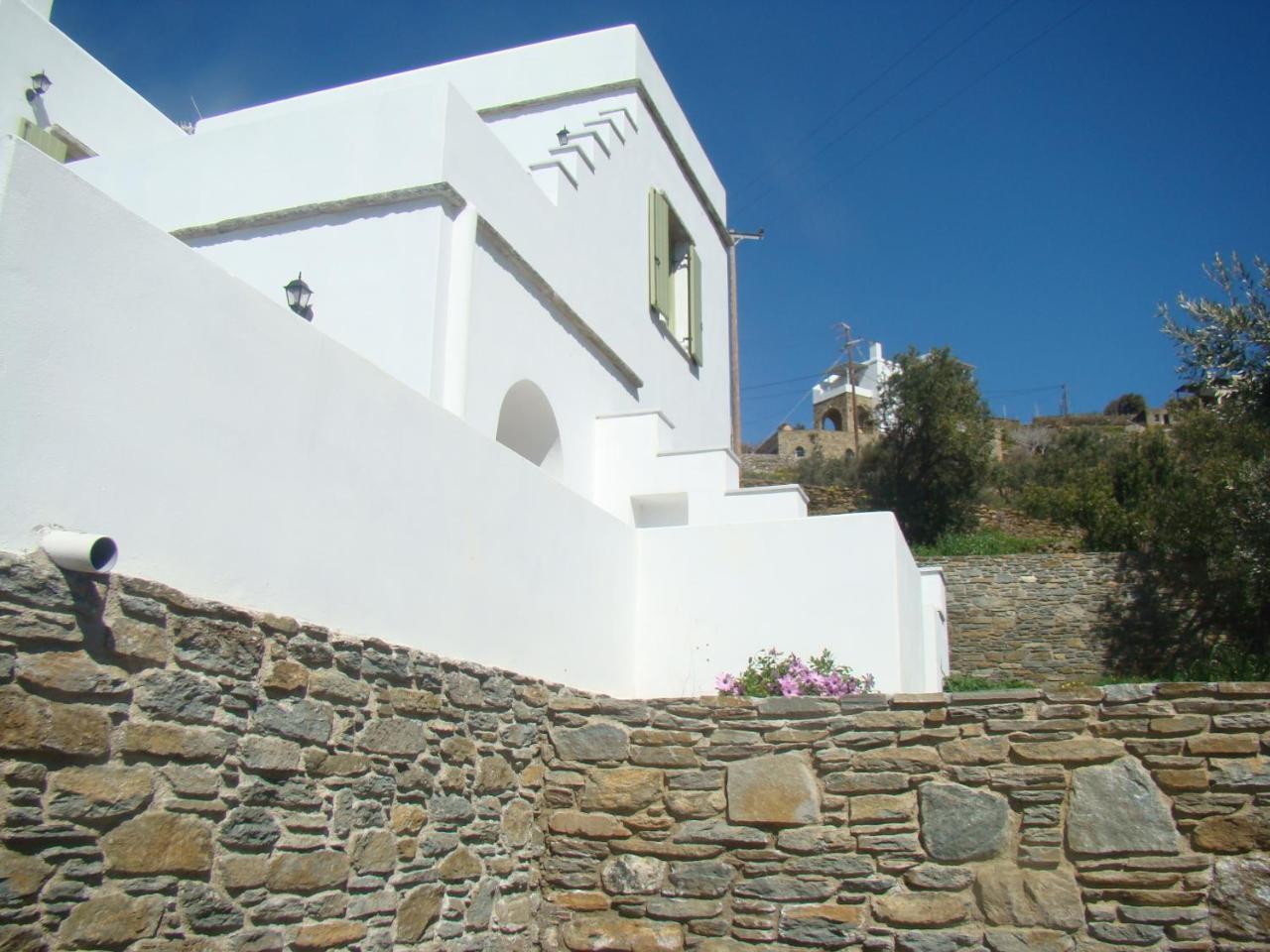 Apartment Vrahos *