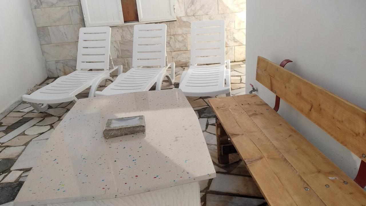 Apartment Akti Miaouli *