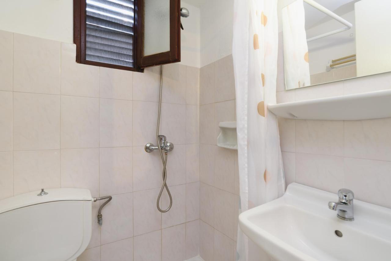 Apartment Aphrodite White Studios *