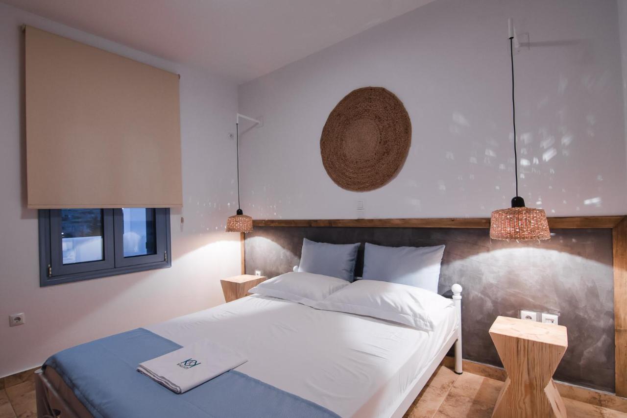 Kallisti & Apartment Skyros