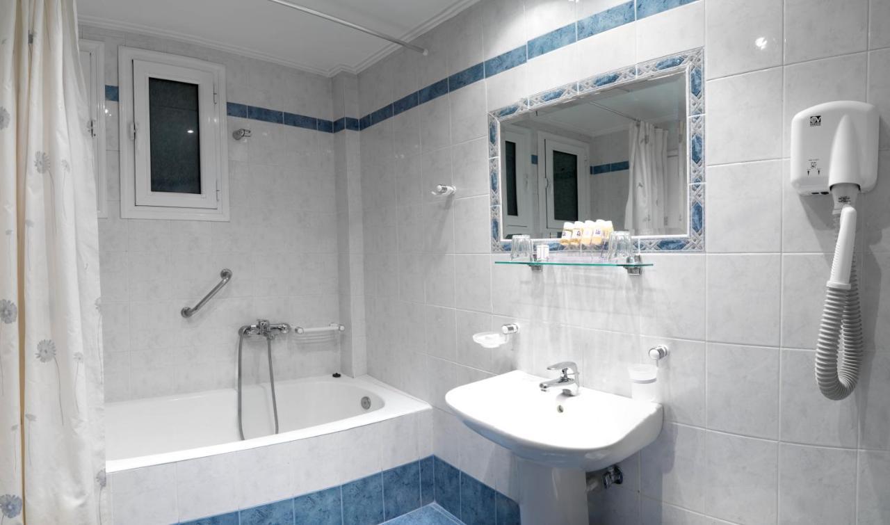 Alex Hotel 2*