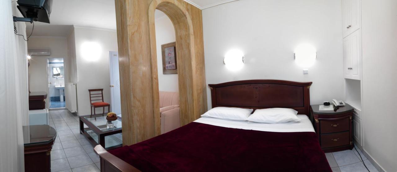 Alex Hotel 2*