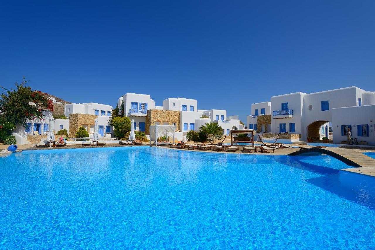 Chora & Hotel 4*