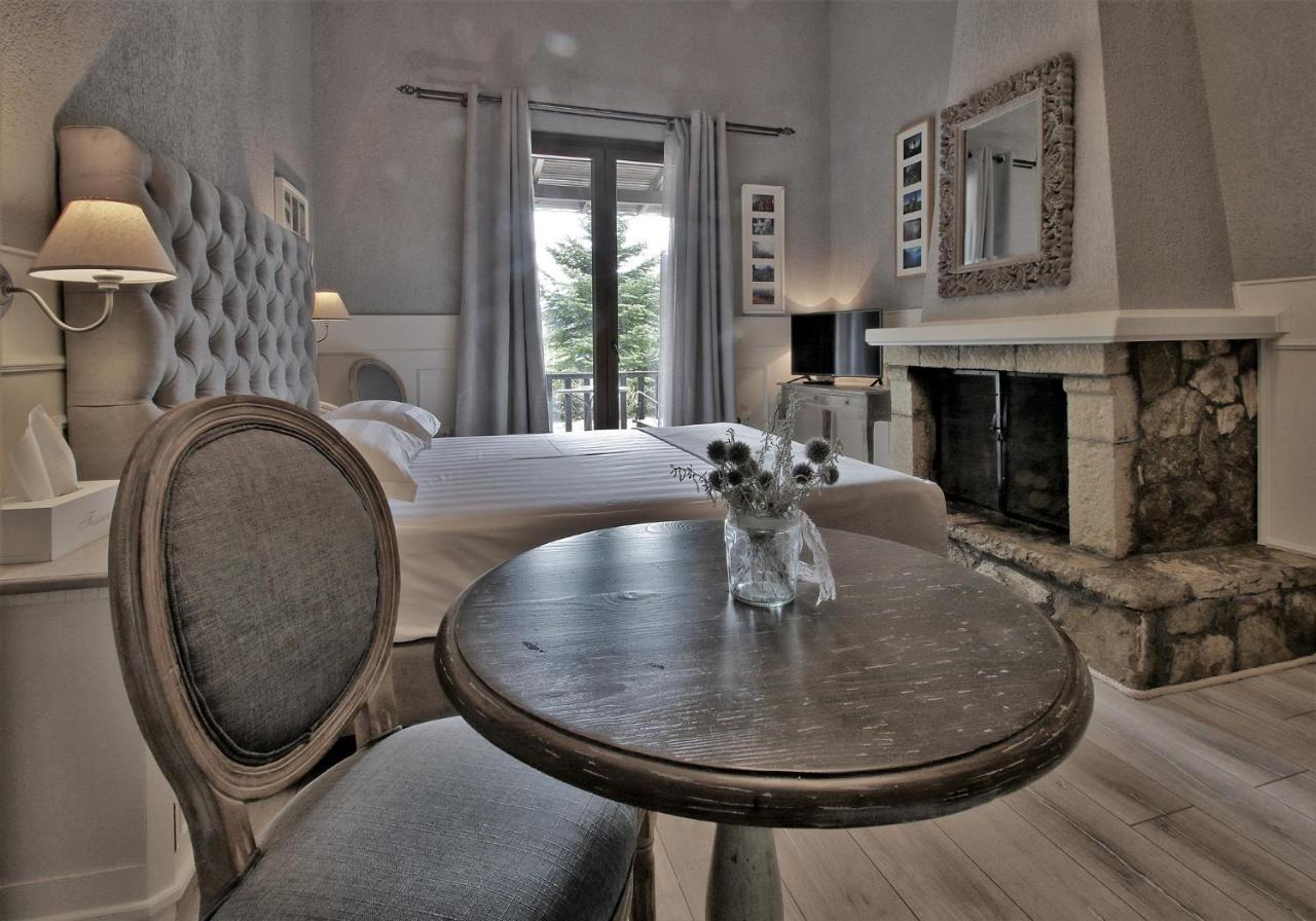 Boutique Skamnos Hotel