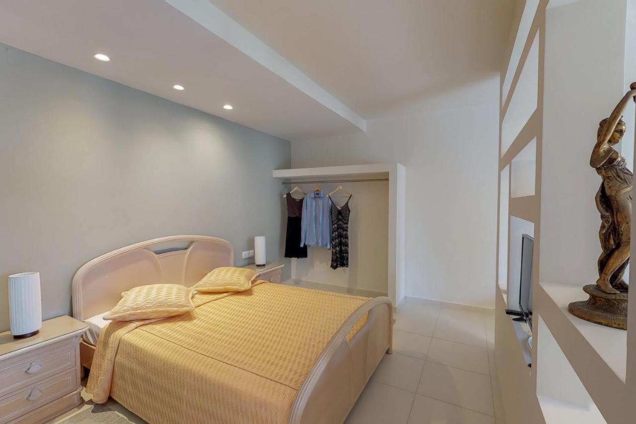 Villa Ocean Complex Agia Pelagia (Crete)