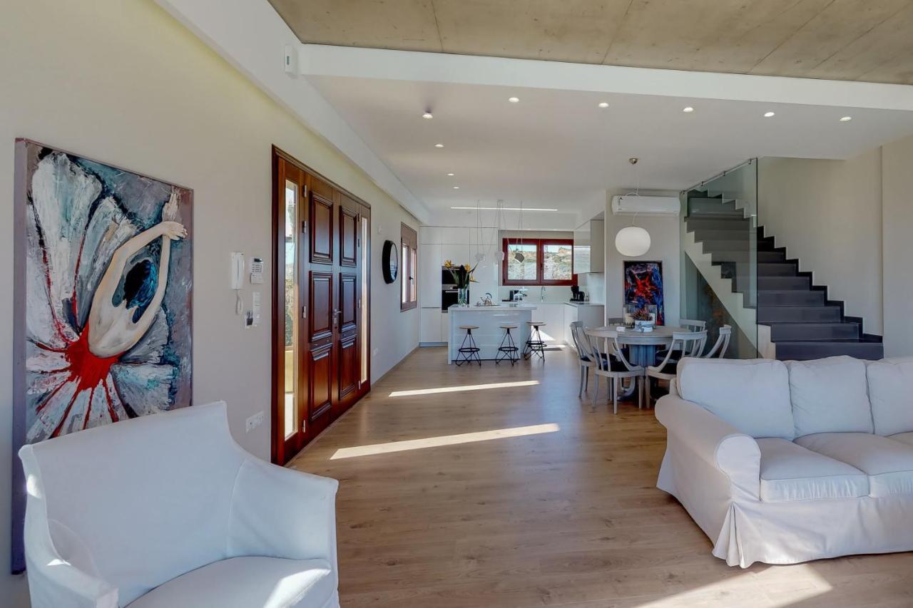 Ocean Complex Villa