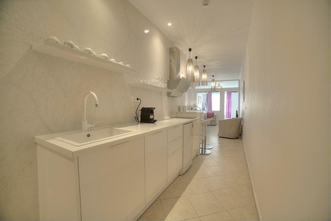 Downtown Glyfada Smart Apartment *