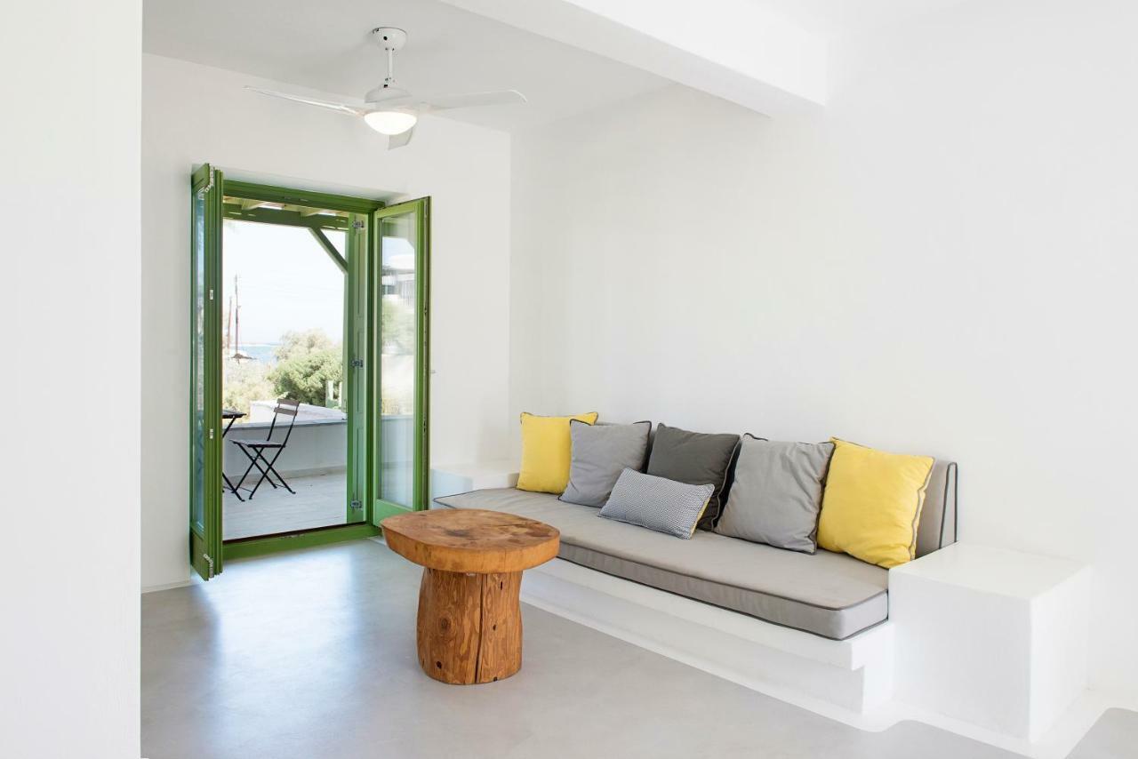 Seaside Paros - * Naousa (Paros)