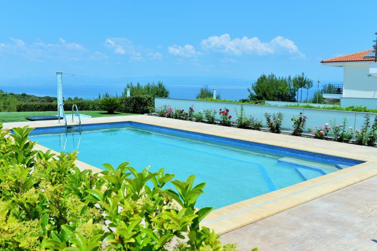 Villa Villas