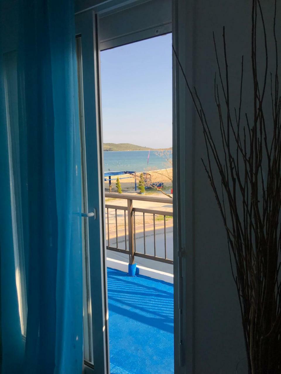 Upper Deck Apt. Apartment Nea Peramos (Macedonia)