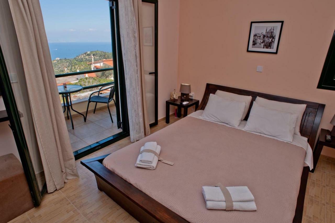 Elina's House Villa *