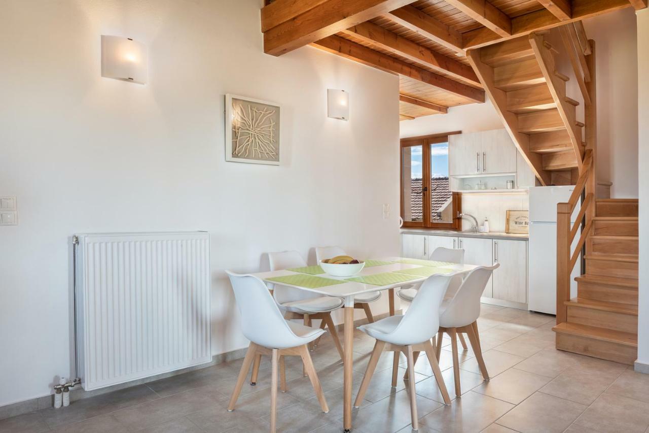 Androulakis Apartment