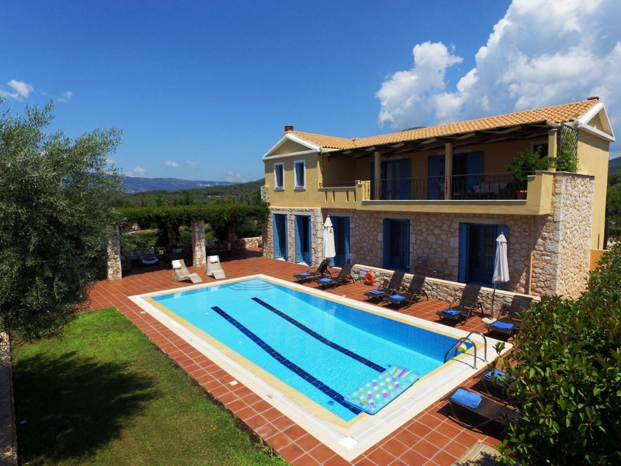 Armeno - Maria Villa *