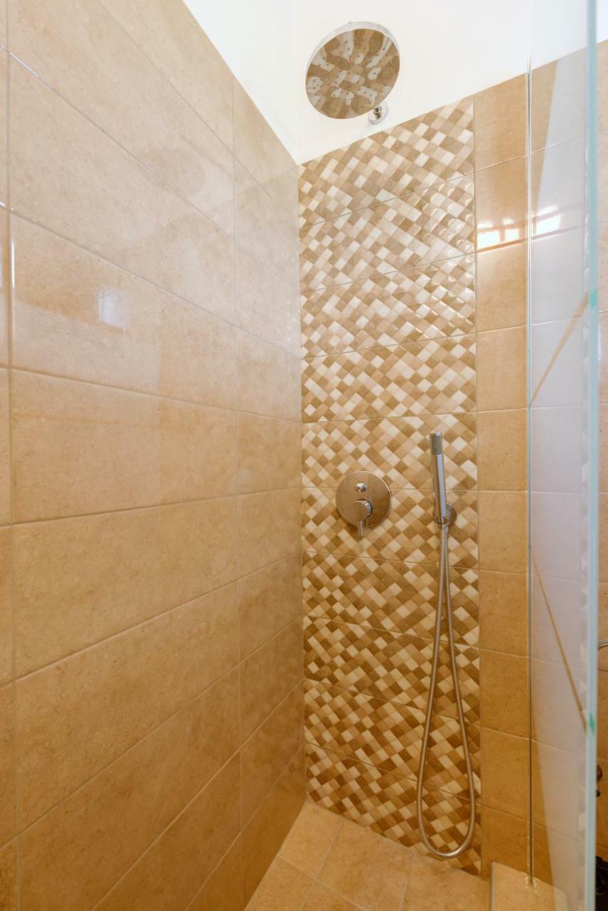 Aparthotel Onar &